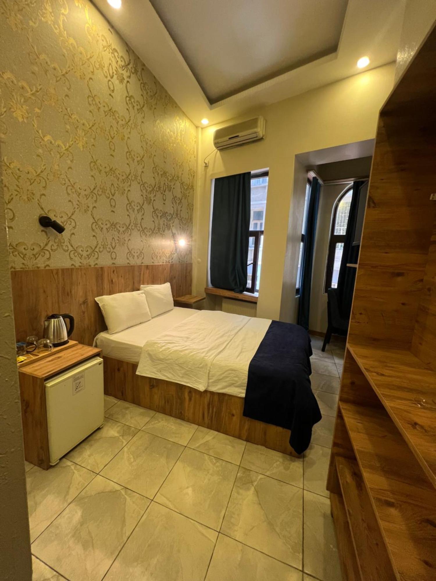 Eymen Palace Hotel Istanbul Exterior photo